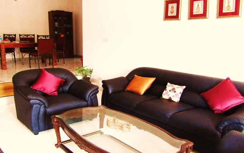 StayWithUs MGRoad, Bangalore 3